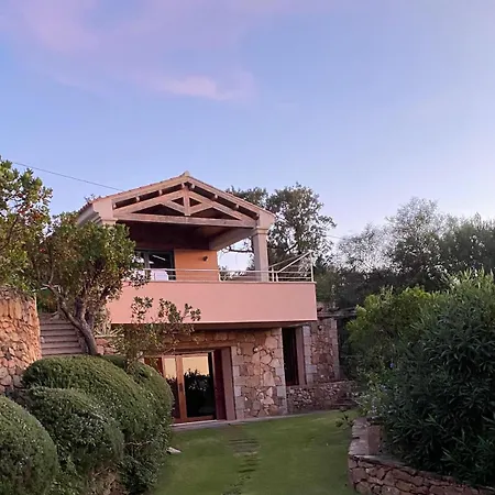 Villa Belocations - Aldia Garden Seaview
