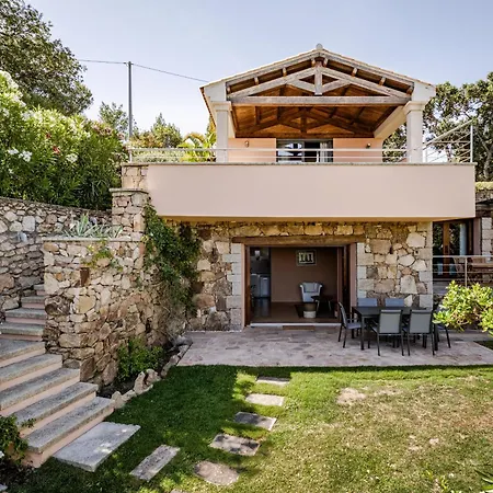 Villa Belocations - Aldia Garden Seaview
